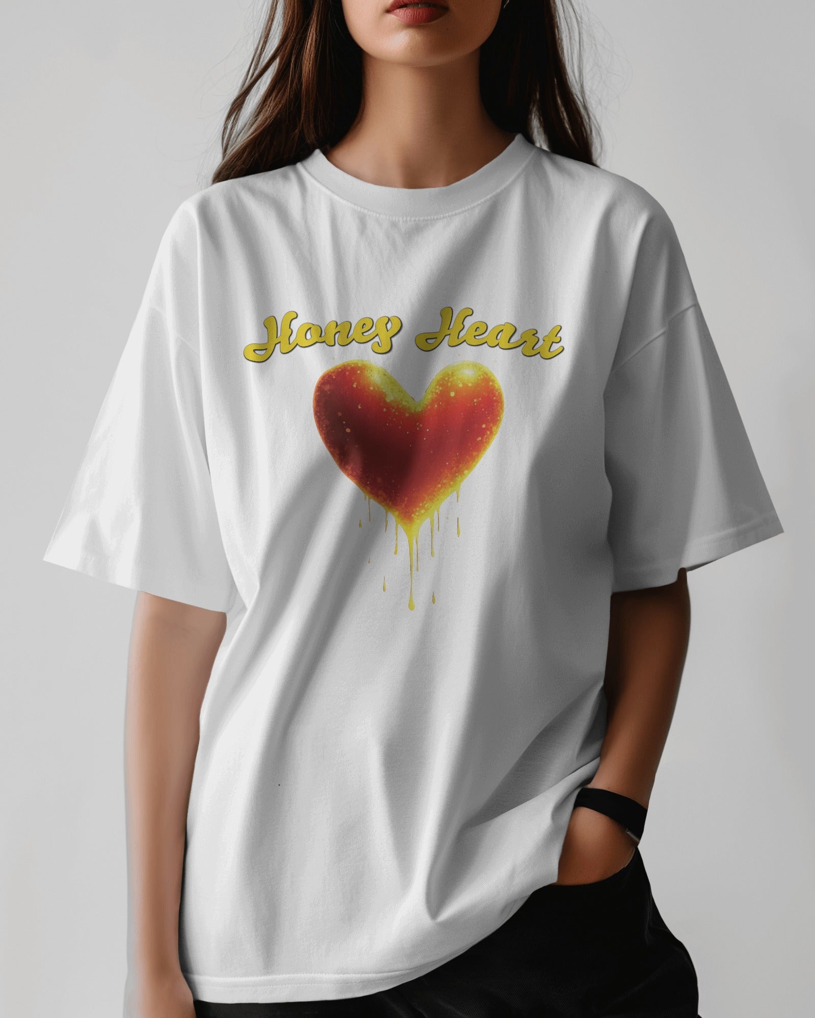 Ziddi Prints Honey Heart Oversized T-Shirt – Sweeten Your Valentine’s Day with Passionate Comfort